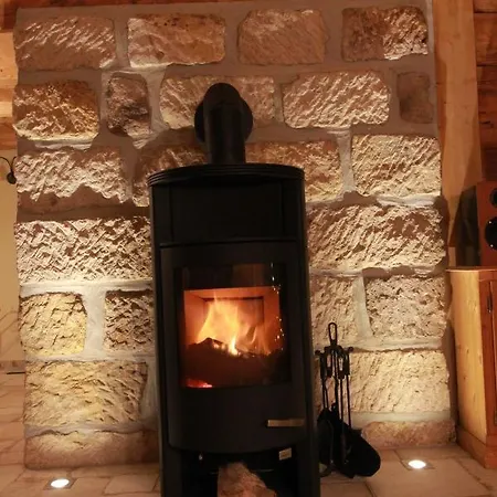 Oberlausitzer Mit Sauna -gebirgshaeusl Oybin- Zittauer Gebirge Tatil Evi Kurort Oybin