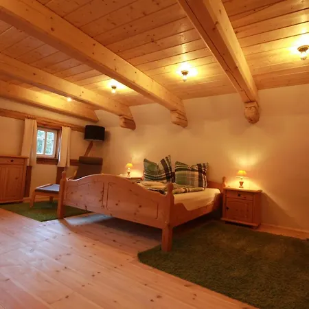 Oberlausitzer Gebirgshaeusl * Kurort Oybin