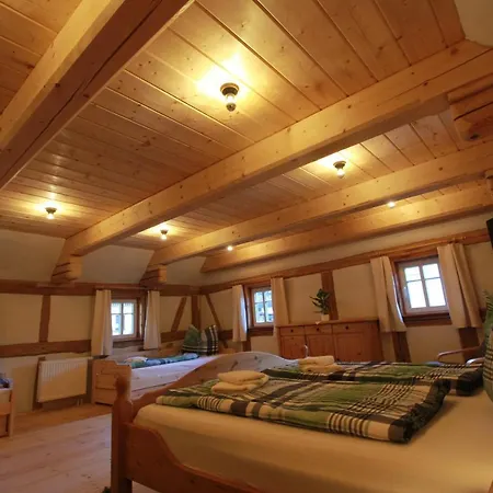 Oberlausitzer Mit Sauna -gebirgshaeusl Oybin- Zittauer Gebirge Tatil Evi Kurort Oybin
