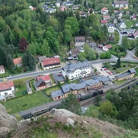 Oberlausitzer Ferienhaus mit Sauna -Gebirgshäusl Oybin- Zittauer Gebirge * Kurort Oybin