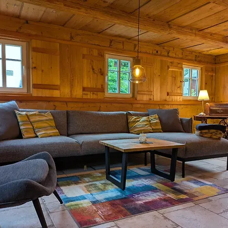 Oberlausitzer Ferienhaus mit Sauna -Gebirgshäusl Oybin- Zittauer Gebirge Ferienhaus