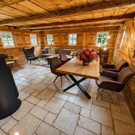 Oberlausitzer Mit Sauna -gebirgshaeusl Oybin- Zittauer Gebirge Tatil Evi