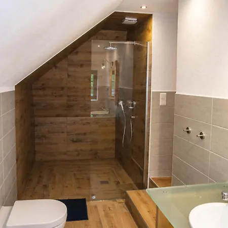 Tatil Evi Oberlausitzer Mit Sauna -gebirgshaeusl Oybin- Zittauer Gebirge