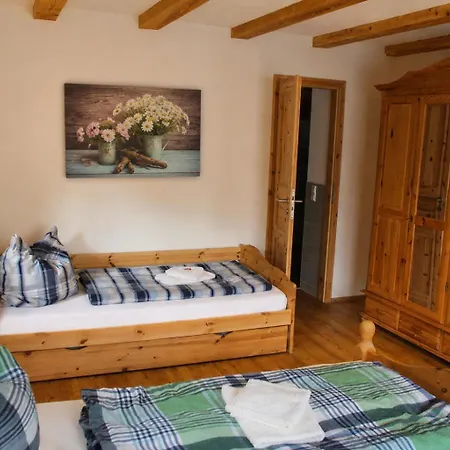 Oberlausitzer Mit Sauna -gebirgshaeusl Oybin- Zittauer Gebirge * Kurort Oybin