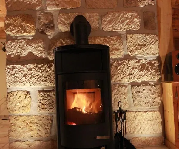 Oberlausitzer Gebirgshaeusl بيت للعطل كورورت أوبين