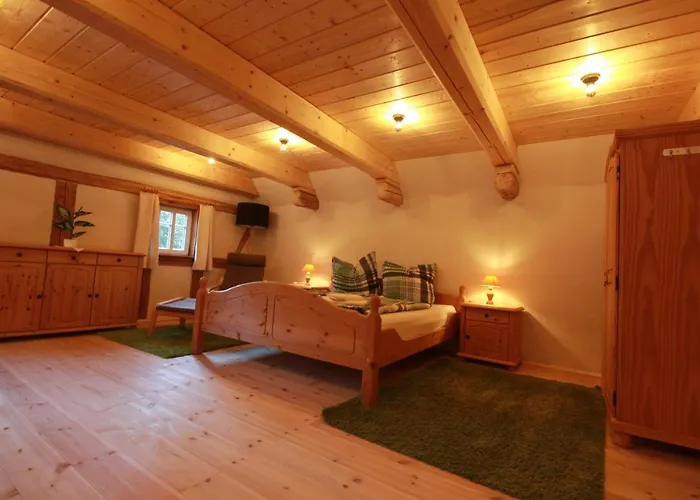 Oberlausitzer Gebirgshaeusl * كورورت أوبين