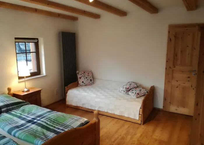 Oberlausitzer Gebirgshaeusl بيت للعطل كورورت أوبين