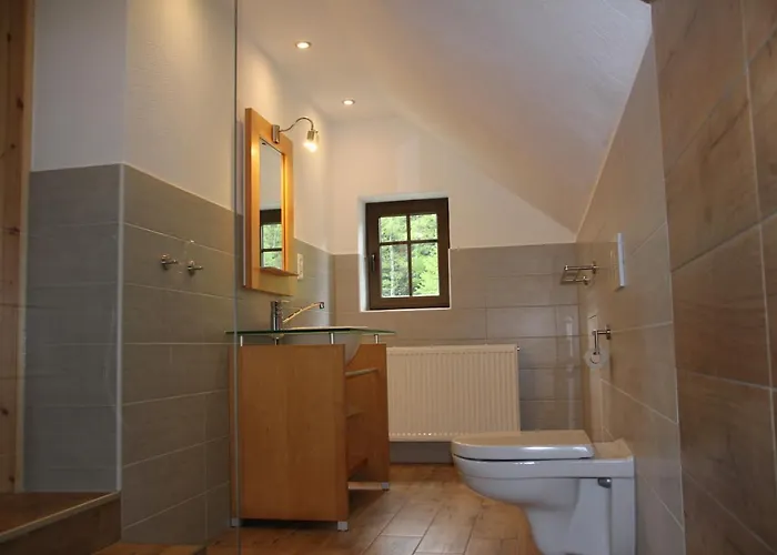 Oberlausitzer Gebirgshaeusl بيت للعطل كورورت أوبين