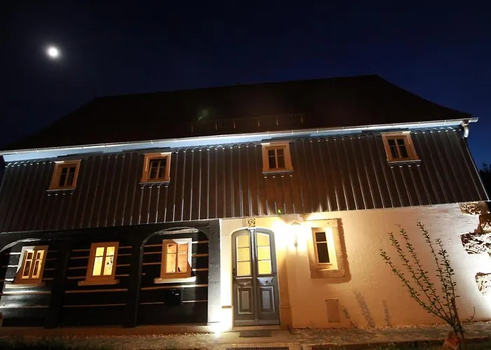 Oberlausitzer Gebirgshaeusl بيت للعطل كورورت أوبين