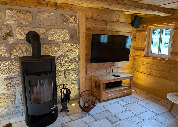 Oberlausitzer Gebirgshaeusl بيت للعطل